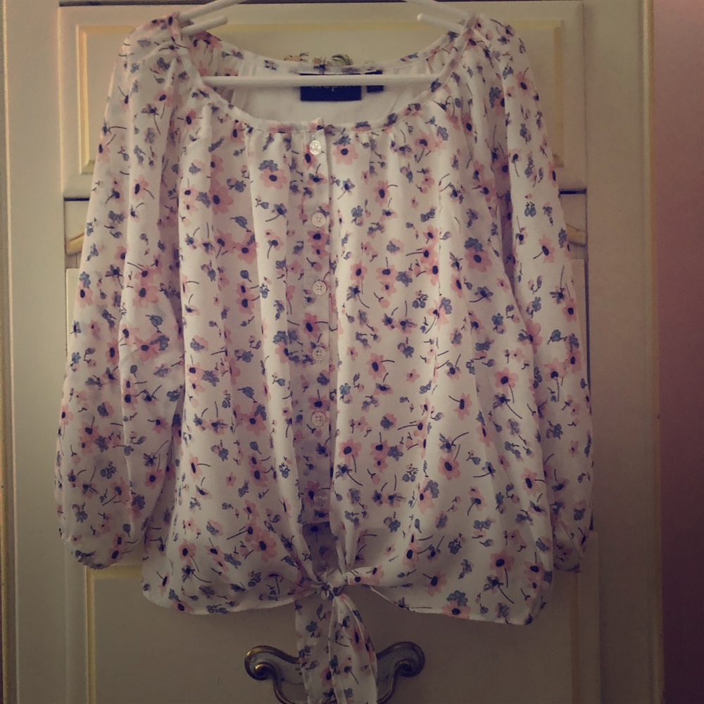 Kidpik floral blouse and pink jeans